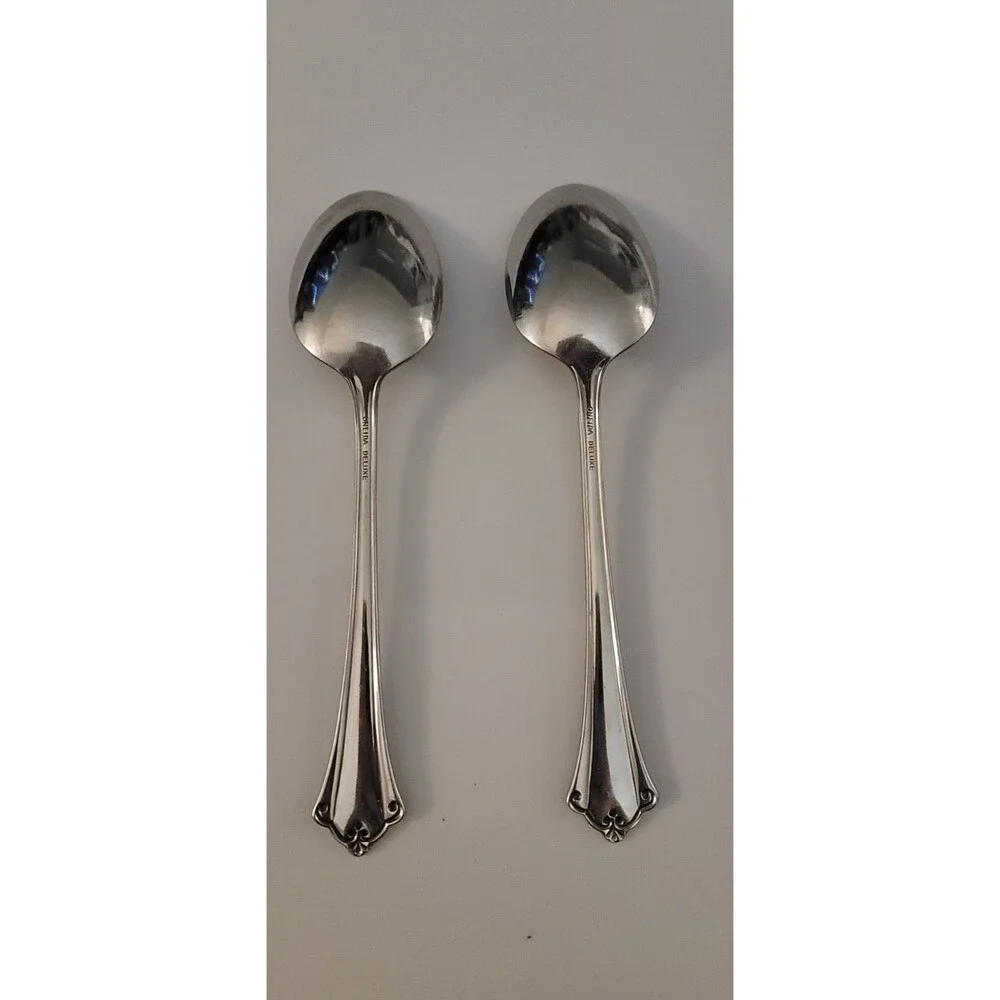 Oneida Anticipation Deluxe Stainless Glossy Oval Soup Dinner Spoon Set of 2